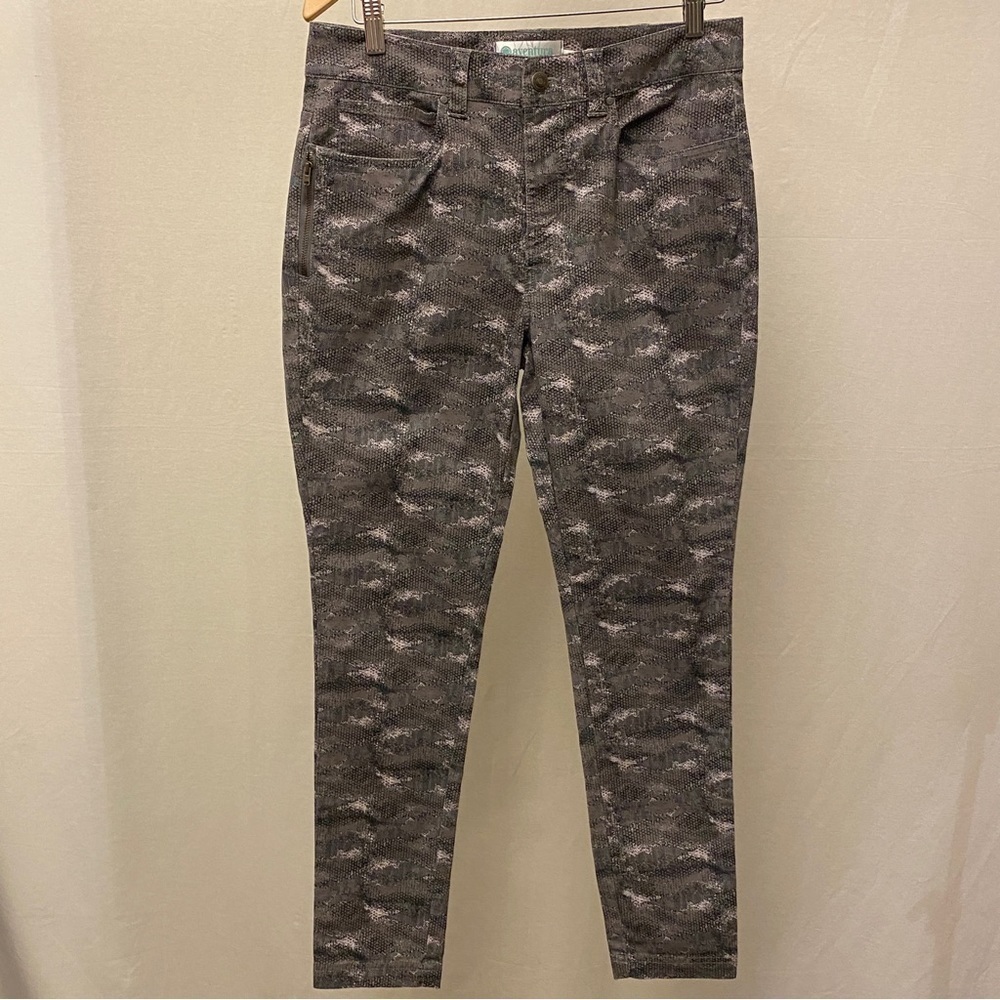 Aventura 6 Blake Print Skinny Pants Reptile Camo Print Taupe Gray Organic Cotton - Picture 14 of 16